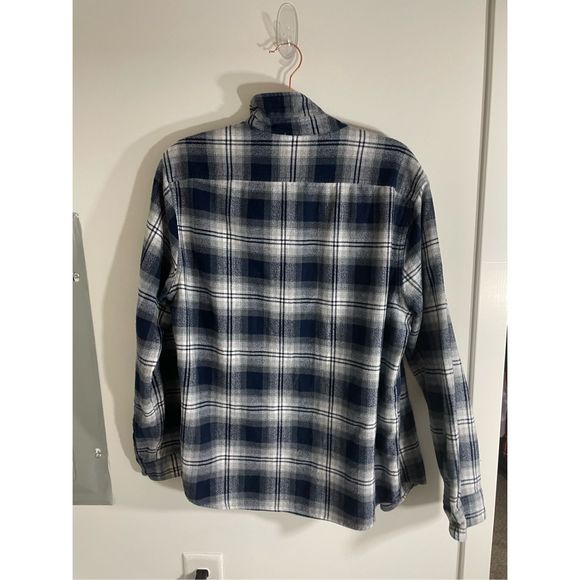 Dierk's Bentley Flag & Anthem Men's Large Front Button Flannel Long Sleeve - Picture 4 of 4